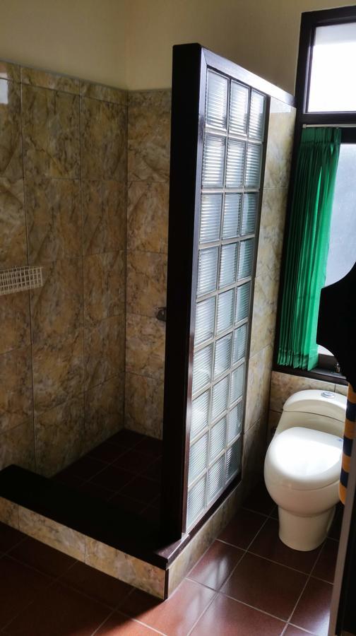 Ayu Taman Sari Hotel Candi Dasa  Ngoại thất bức ảnh